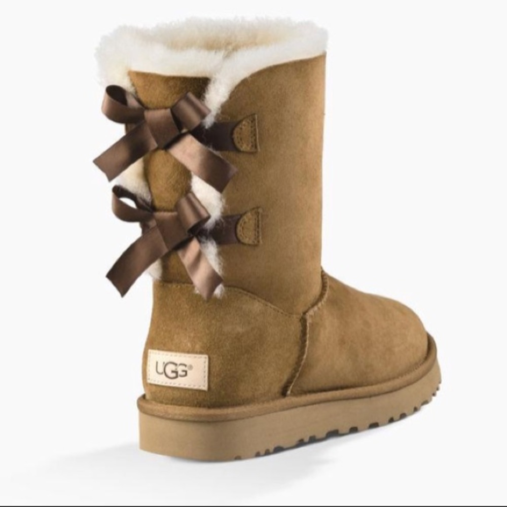 Bailey Bow Uggs
